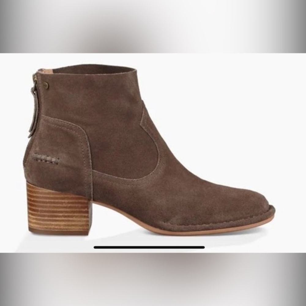 UGG Bandara Brown Suede Ankle Boots size 8